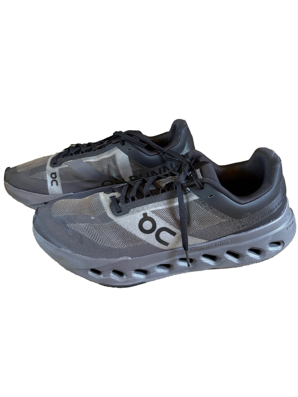 On Cloudsurfer Next men’s trainer running shoes sz  11 in black/grey